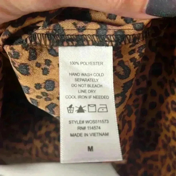 Pleione Long Sleeve Leopard Print Top Size Medium - Picture 5 of 8